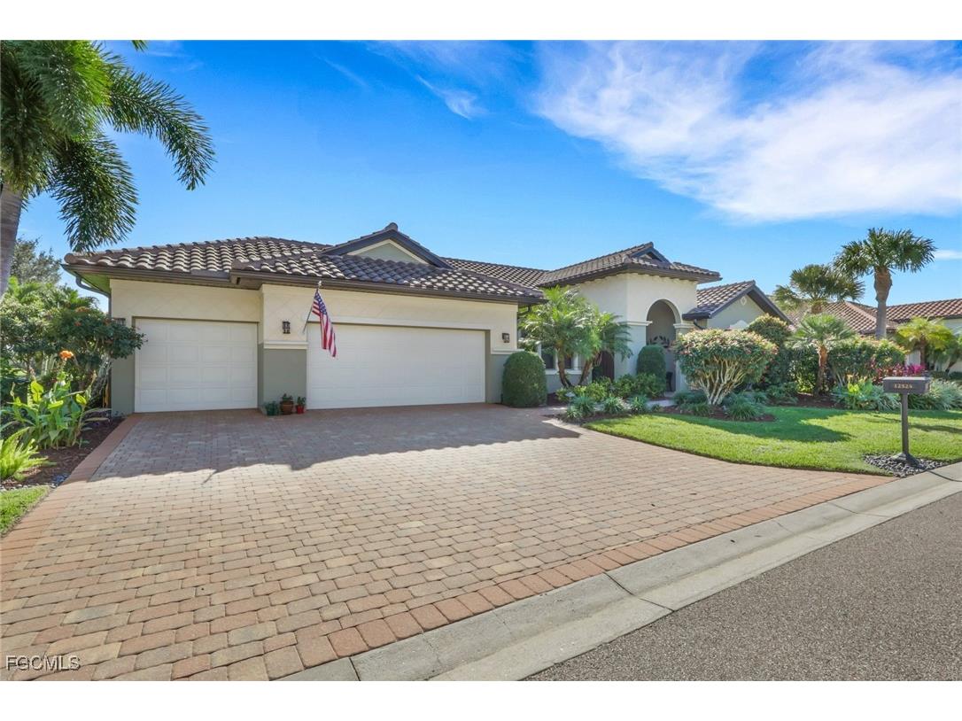12525 Fairmont Drive Fort Myers FL 33913 2025024982 image2