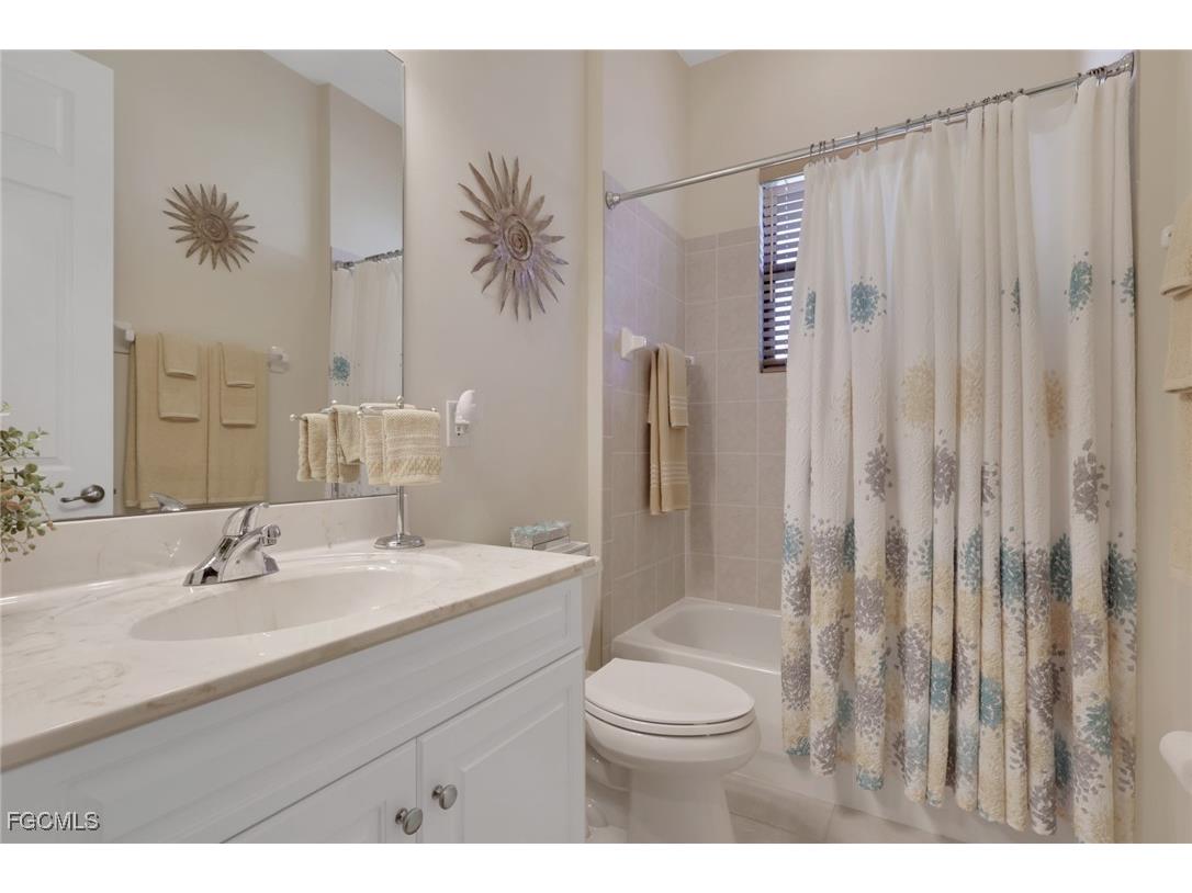 12525 Fairmont Drive Fort Myers FL 33913 2025024982 image22