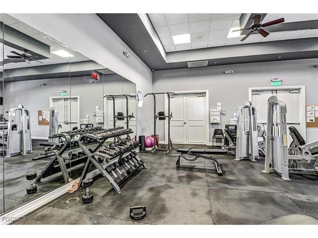 12525 Fairmont Drive Fort Myers FL 33913 2025024982 image35