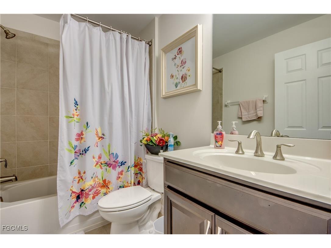 12525 Hammock Cove Boulevard Fort Myers FL 33913 2025003230 image23