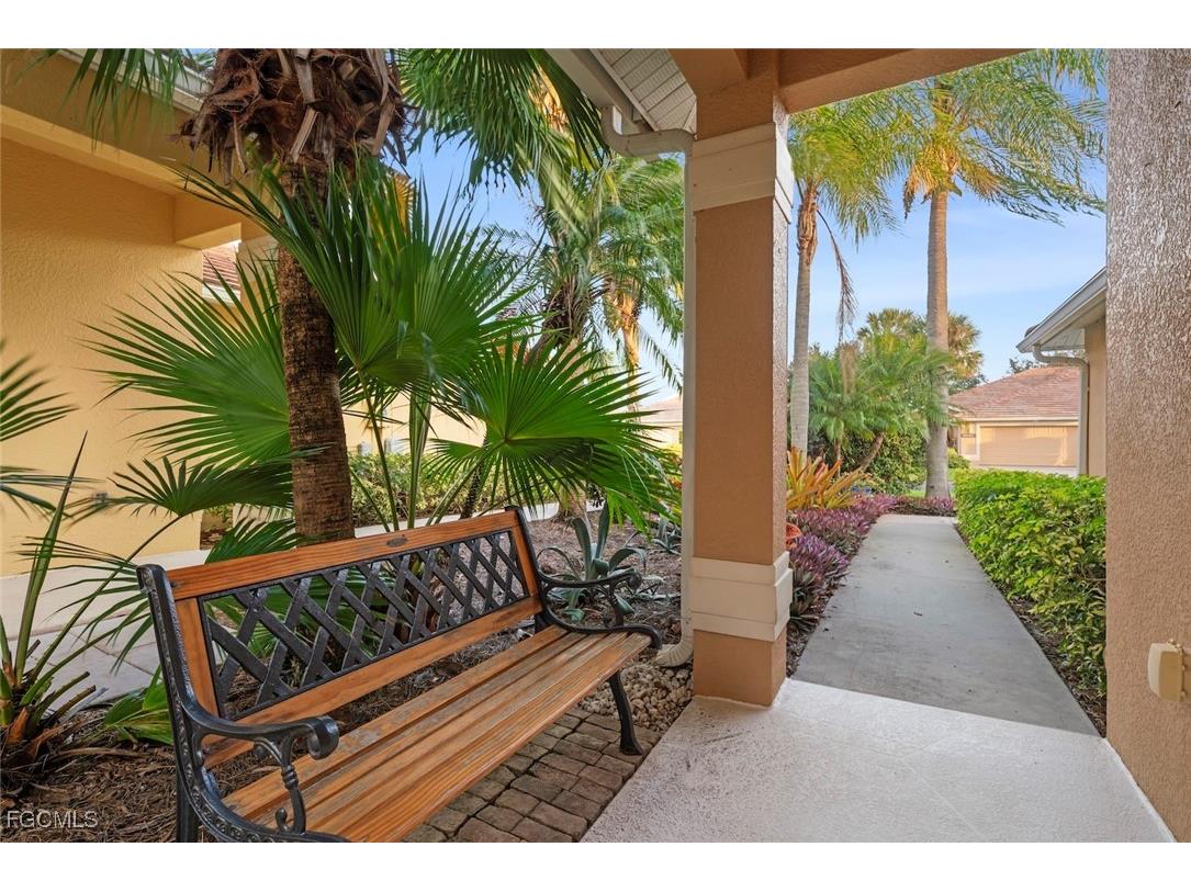 12529 Stone Valley Loop Fort Myers FL 33913 2025025212 image3