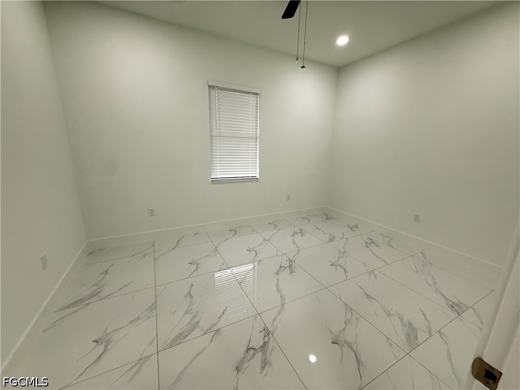 1253 Columbus Boulevard Fort Myers FL 33913 2026014420 image6