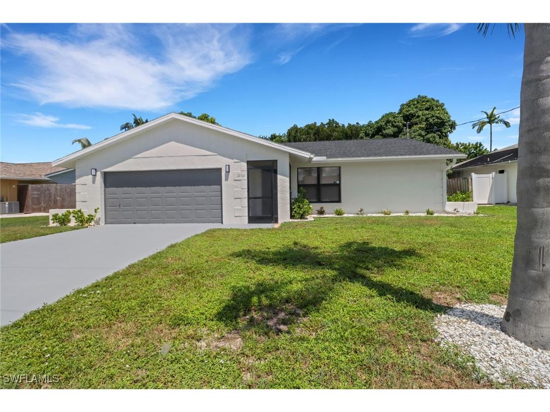 1253 Granada Boulevard Naples FL 34103 225025127 image1