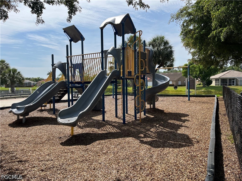 12530 Strathmore Loop Fort Myers FL 33912 2026020914 image49