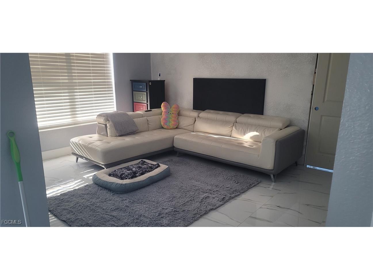 12537 Gemstone Court Fort Myers FL 33913 2025012786 image9