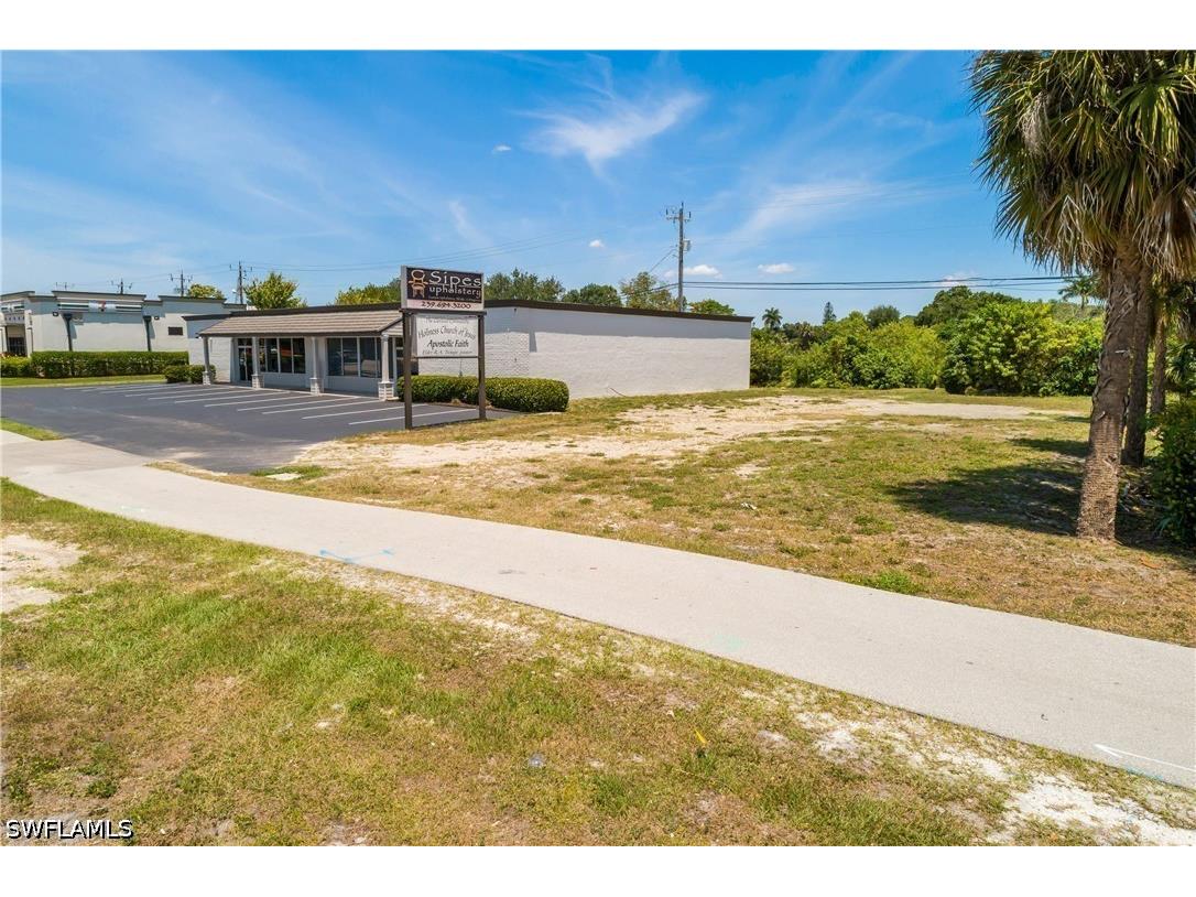 12538 Palm Beach Boulevard #1 Fort Myers FL 33905 226020322 image11