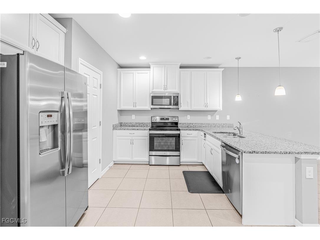 12539 Laurel Cove Drive Fort Myers FL 33913 2025014740 image4