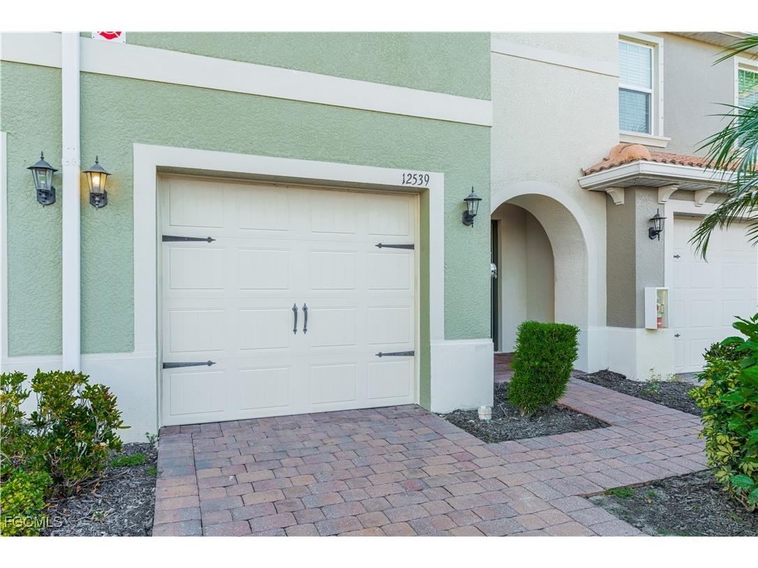 12539 Laurel Cove Drive Fort Myers FL 33913 2025014740 image9