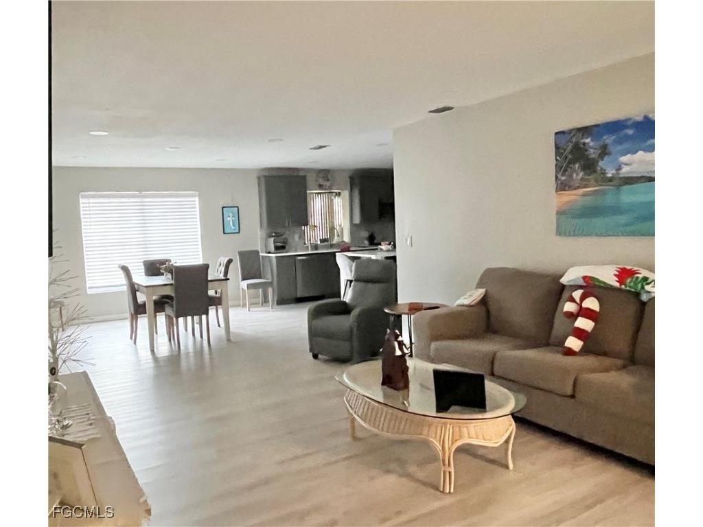 1254 Hazeltine Drive Fort Myers FL 33919 2025024069 image14