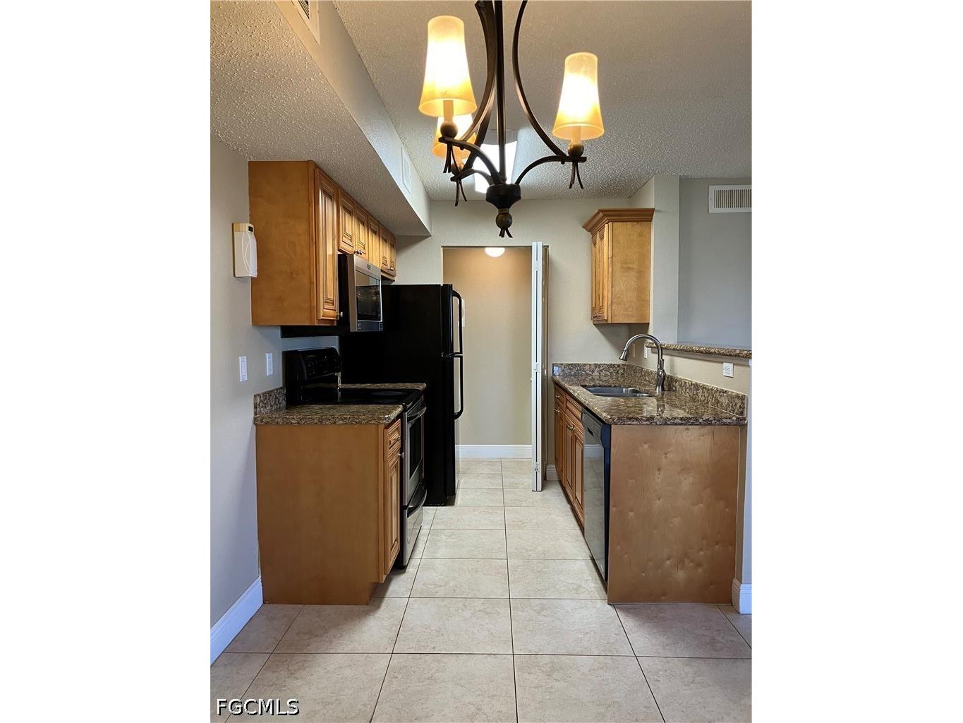 12540 Equestrian Circle #509 Fort Myers FL 33907 2026020398 image8