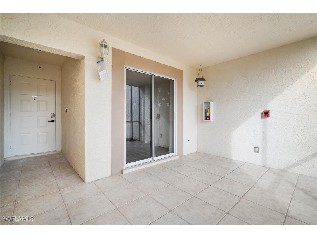 12540 Kelly Greens Boulevard #327 Fort Myers FL 33908 225075756 image2