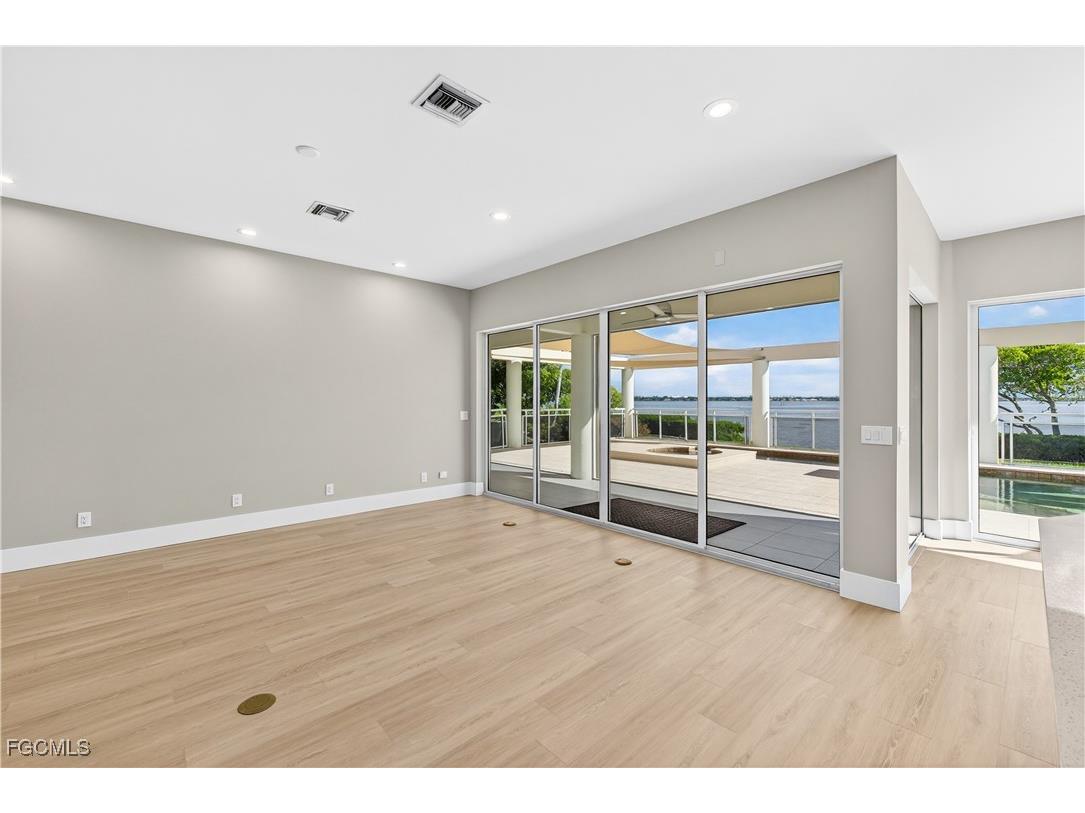 12540 Panasoffkee Drive North Fort Myers FL 33903 2025017612 image13