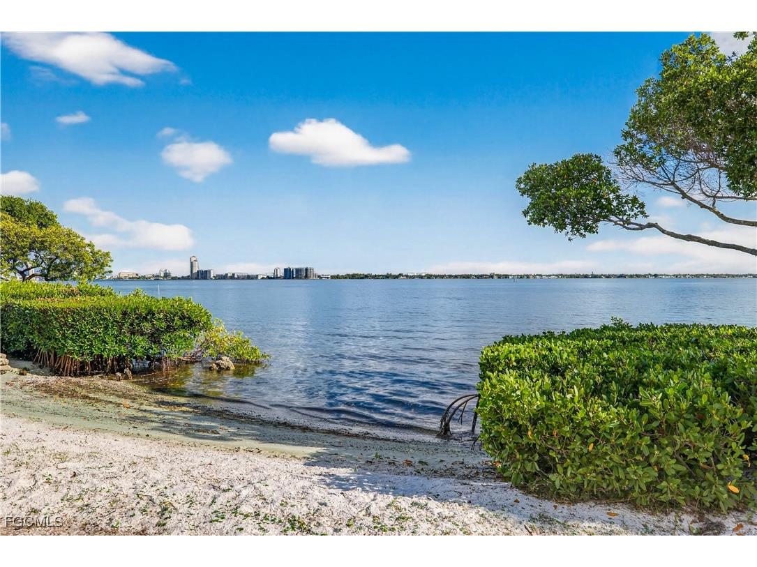 12540 Panasoffkee Drive North Fort Myers FL 33903 2025017612 image3