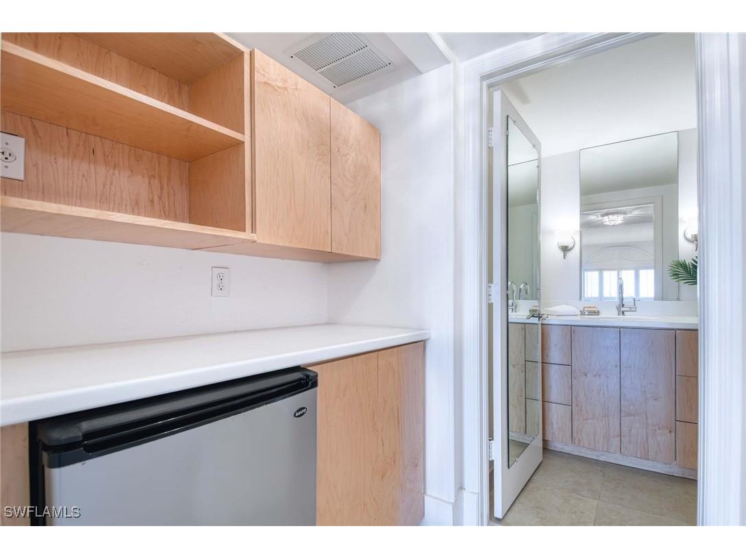 1255 Gulf Shore Boulevard N #6S Naples FL 34102 226000473 image22