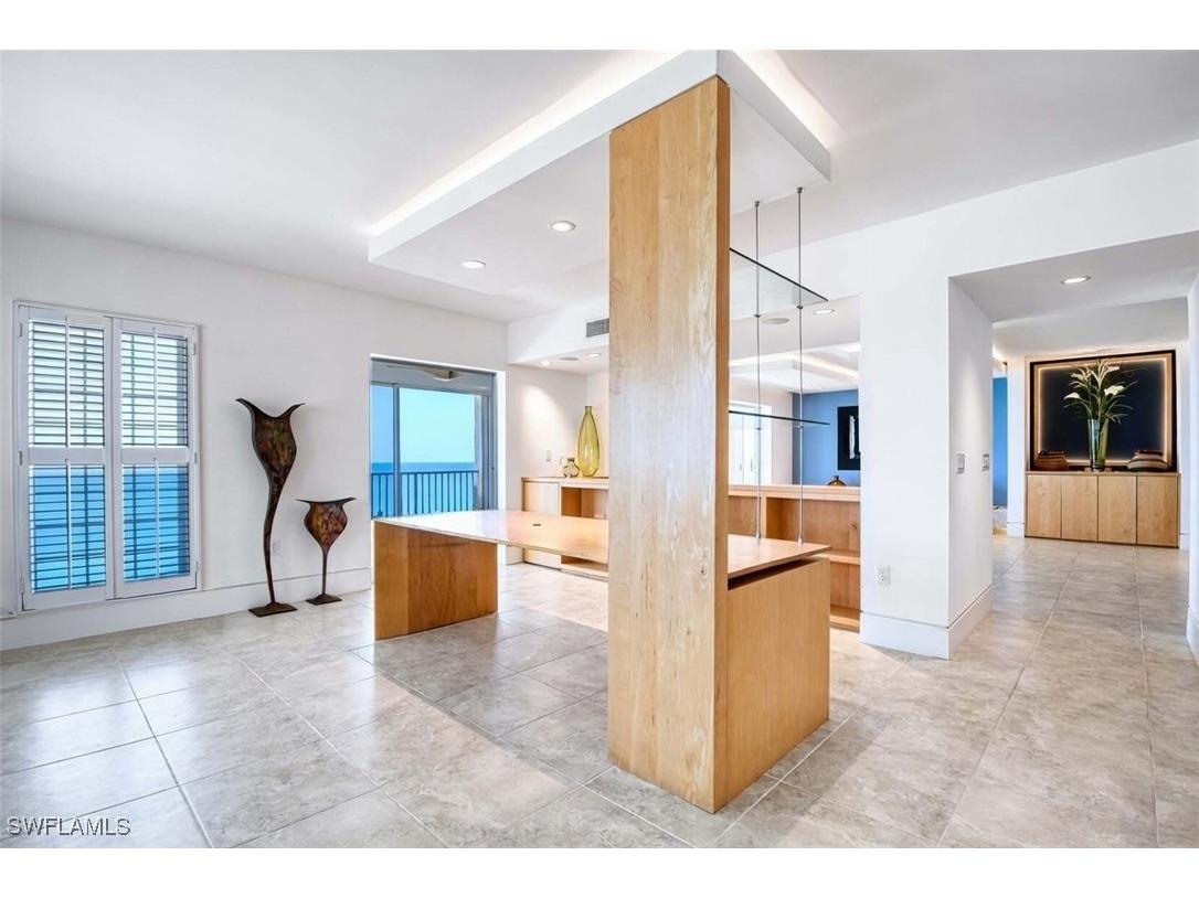 1255 Gulf Shore Boulevard N #6S Naples FL 34102 226000473 image8
