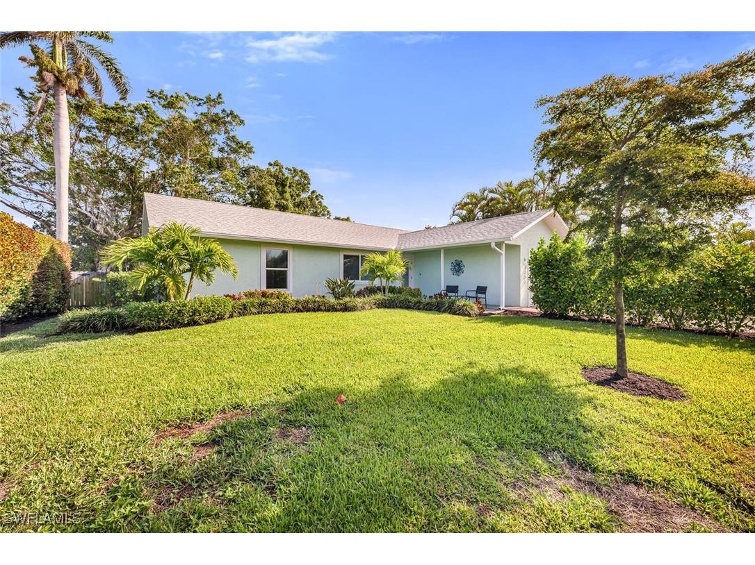 1255 Illinois Drive Naples FL 34103 225035846 image1