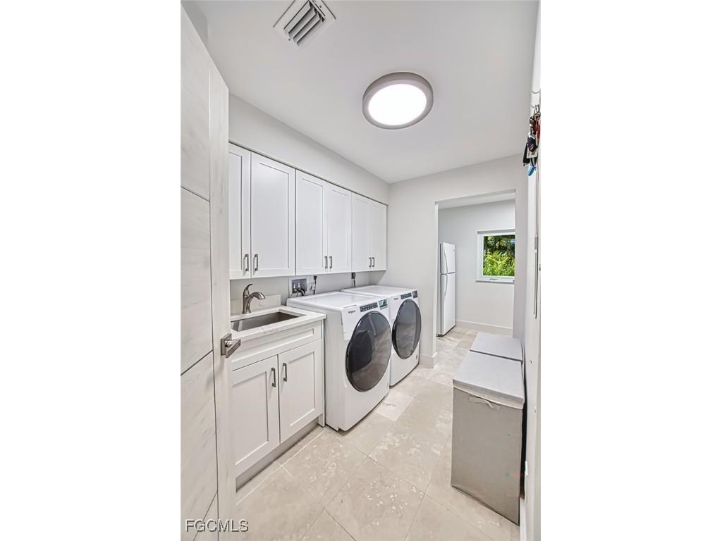 1255 Sand Castle Road Sanibel FL 33957 2025019669 image40