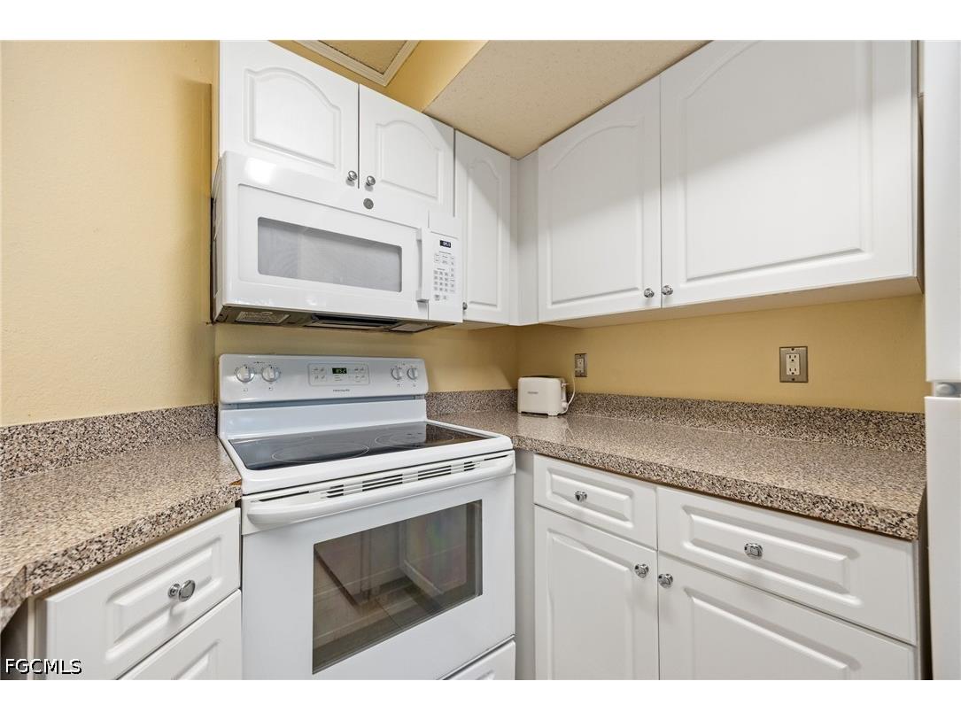 12550 Equestrian Circle #602 Fort Myers FL 33907 2026014852 image13