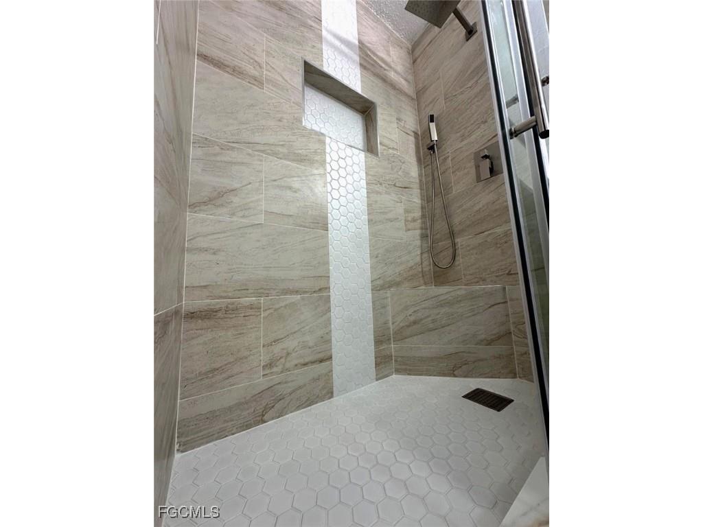 12551 Equestrian Circle #706 Fort Myers FL 33907 2025014706 image9