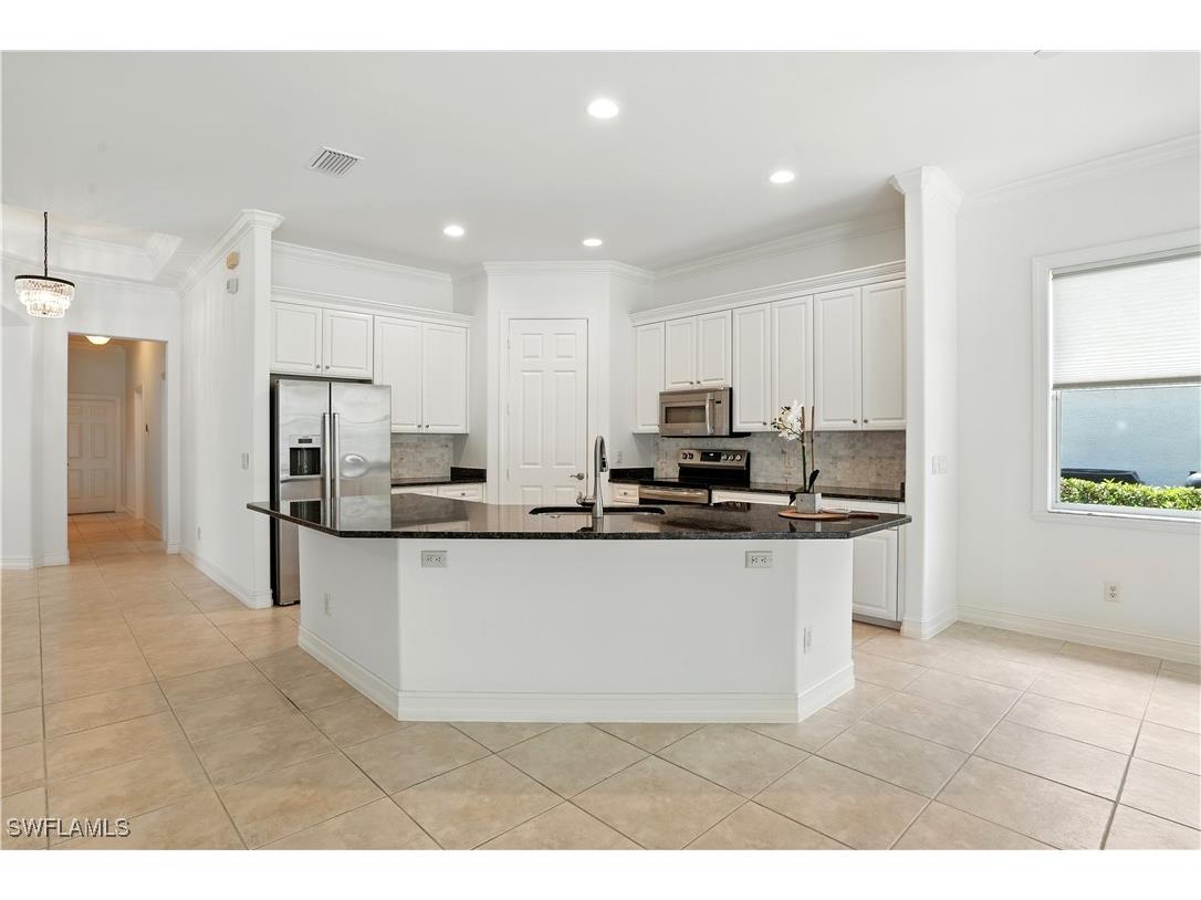 12560 Wildcat Cove Cir Estero FL 33928 225065073 image1