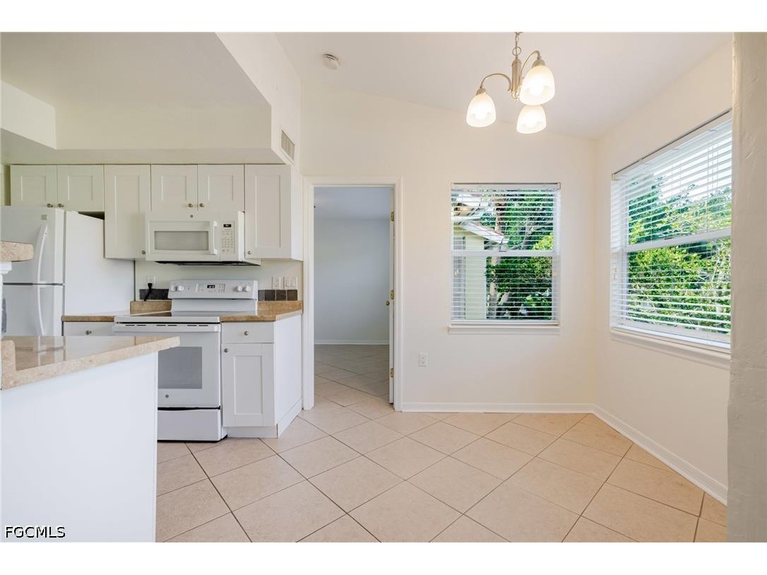12561 Equestrian Circle #802 Fort Myers FL 33907 2026031450 image4