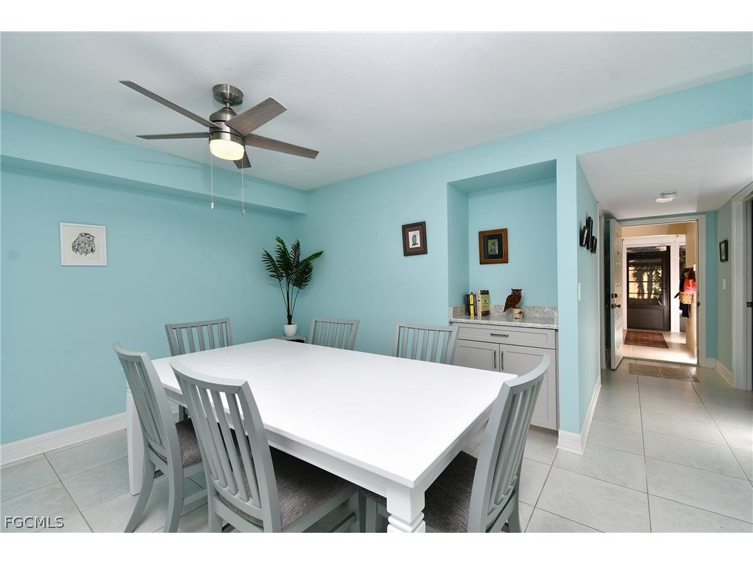 12561 Kelly Sands Way #6 Fort Myers FL 33908 2026013428 image17