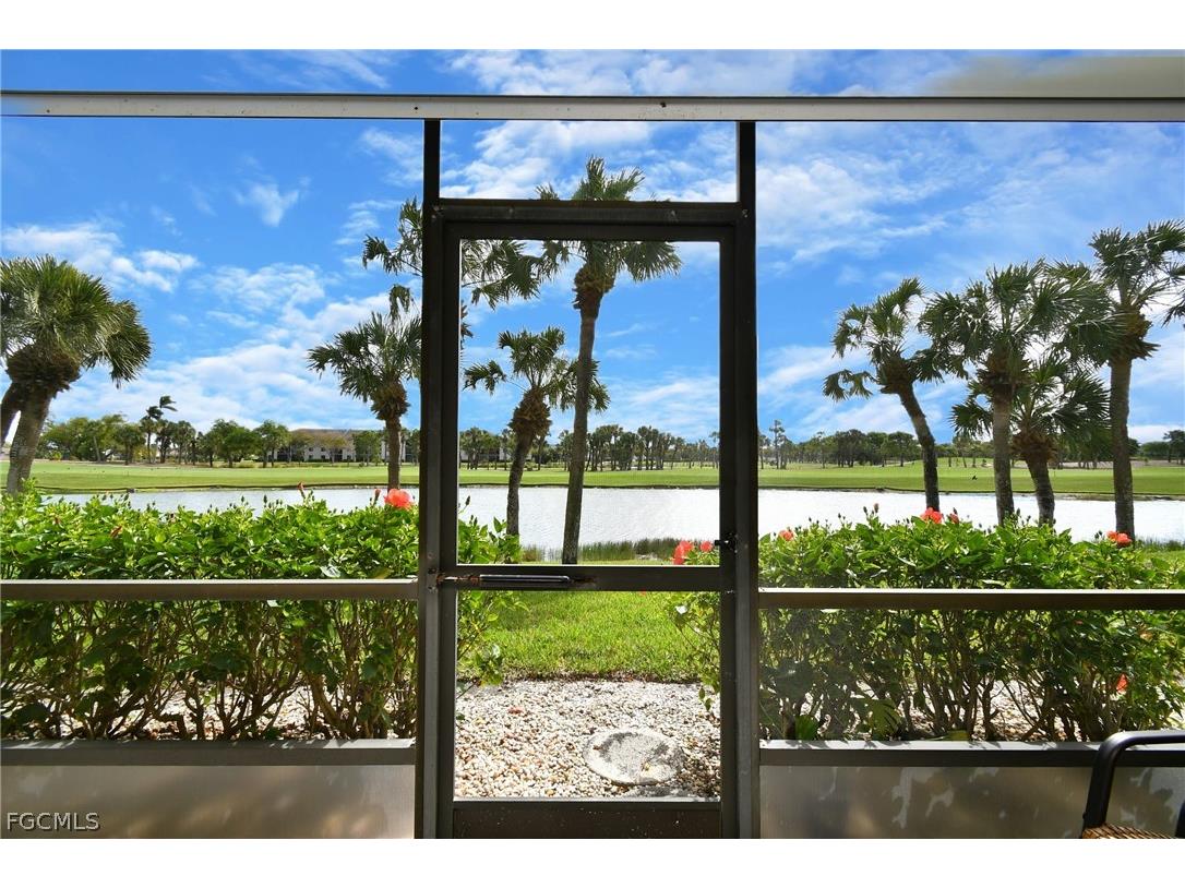 12561 Kelly Sands Way #6 Fort Myers FL 33908 2026013428 image2