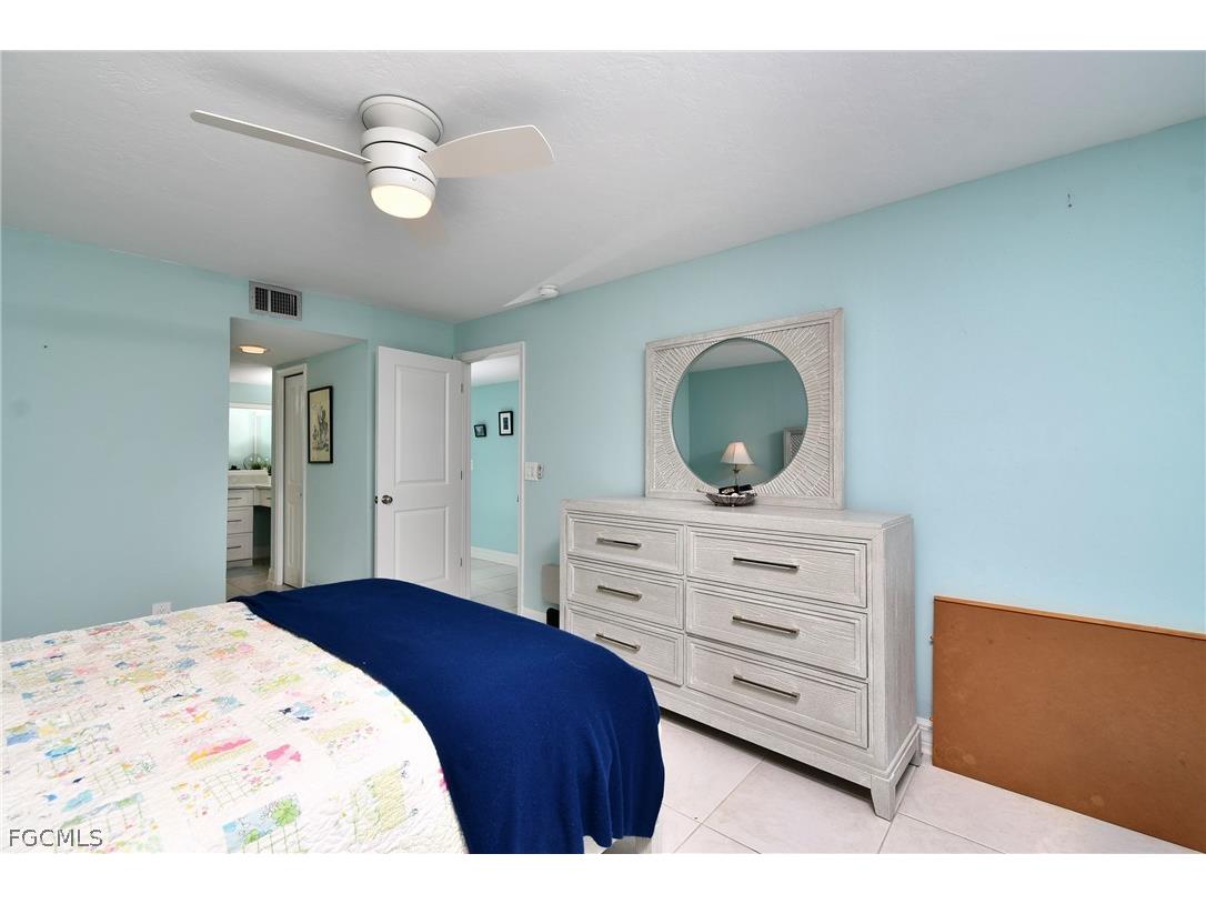 12561 Kelly Sands Way #6 Fort Myers FL 33908 2026013428 image9