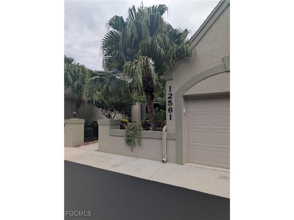 12561 Kelly Sands Way #8 Fort Myers FL 33908 2025016023 image1