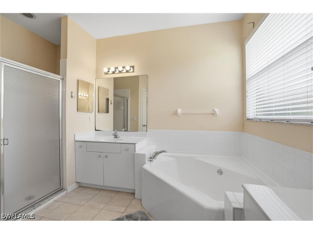 12565 Stone Valley Loop Fort Myers FL 33913 226012791 image22