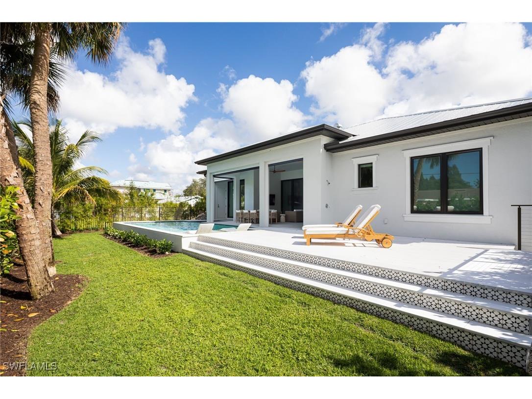 1257 11th Court N Naples FL 34102 225077995 image33