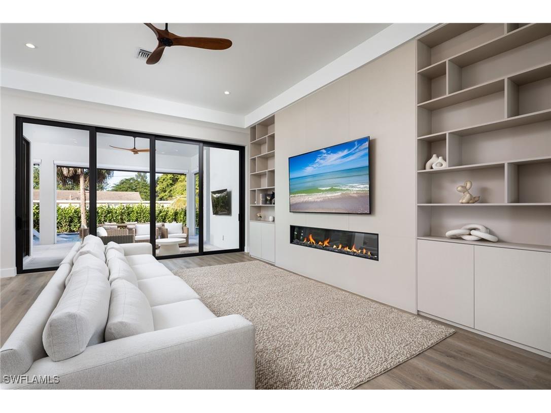 1257 11th Court N Naples FL 34102 225077995 image6