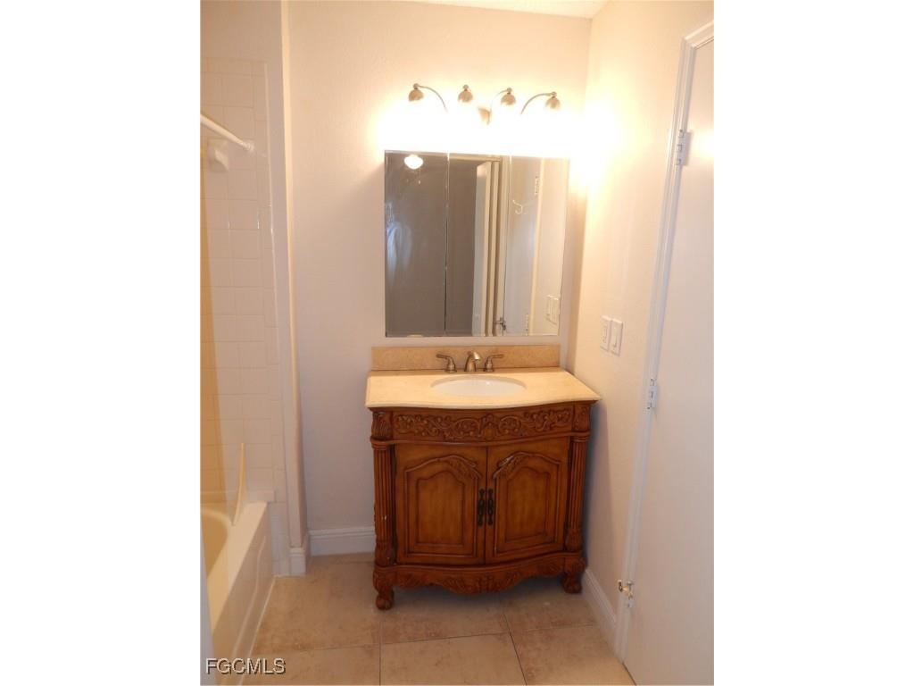 12571 Equestrian Circle #902 Fort Myers FL 33907 2025011172 image20