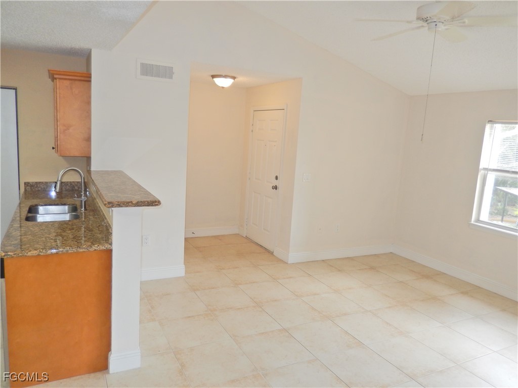 12571 Equestrian Circle #902 Fort Myers FL 33907 2025011172 image25