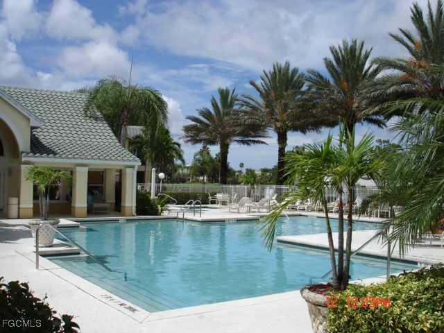 12571 Equestrian Circle #902 Fort Myers FL 33907 2026001098 image3