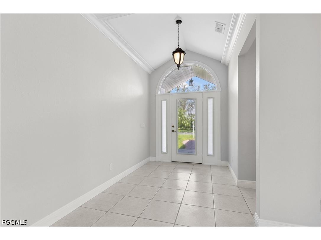 12573 Coconut Creek Court Fort Myers FL 33908 2026020636 image10