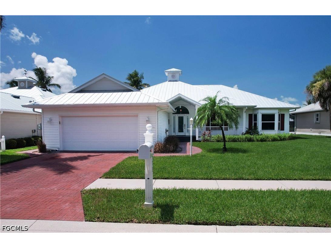 12573 Coconut Creek Court Fort Myers FL 33908 2026020636 image2