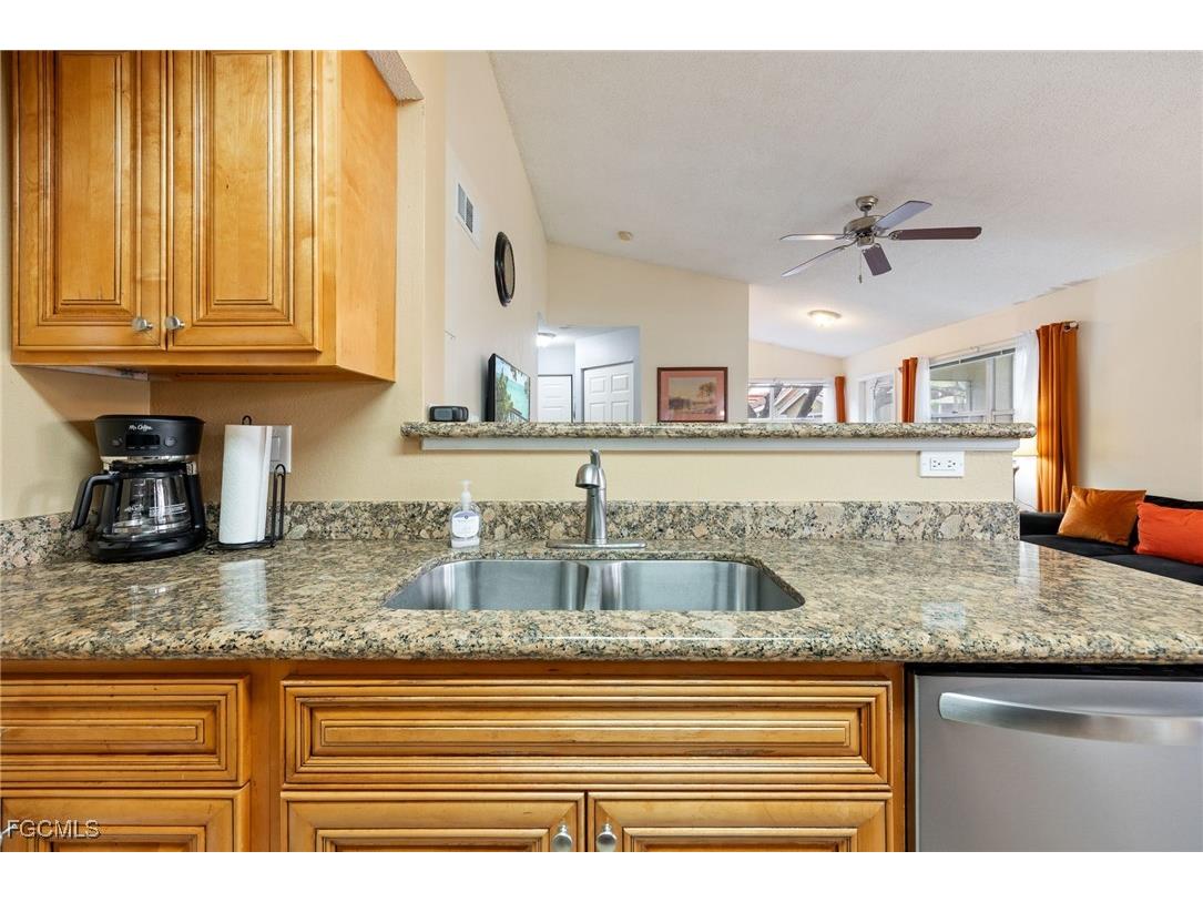 12581 Equestrian Circle #1016 Fort Myers FL 33907 2025011178 image18
