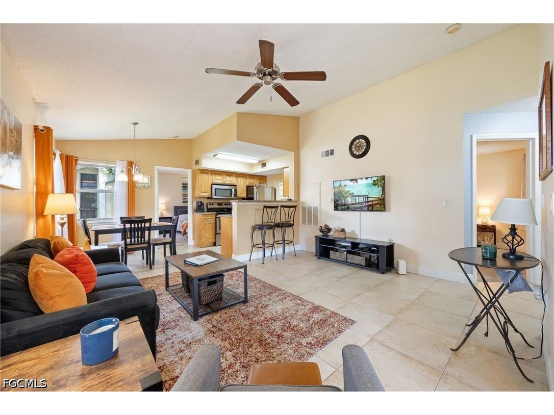 12581 Equestrian Circle #1016 Fort Myers FL 33907 2026021460 image2