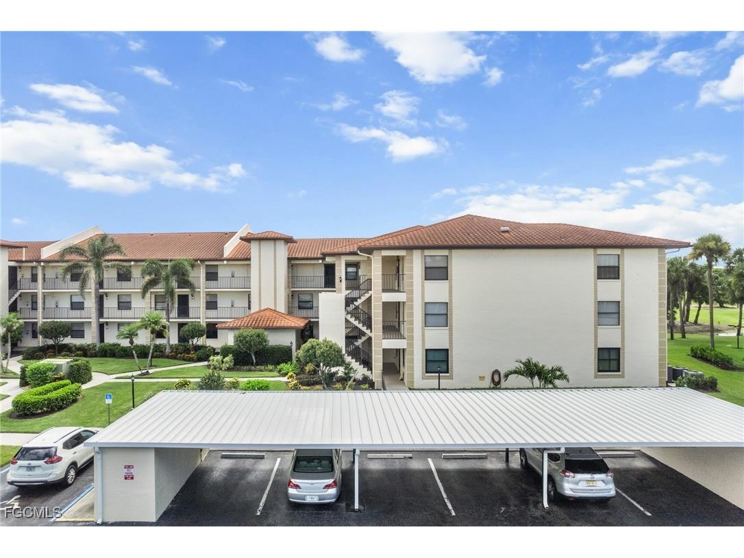 12581 Kelly Sands Way #518 Fort Myers FL 33908 2025005642 image4