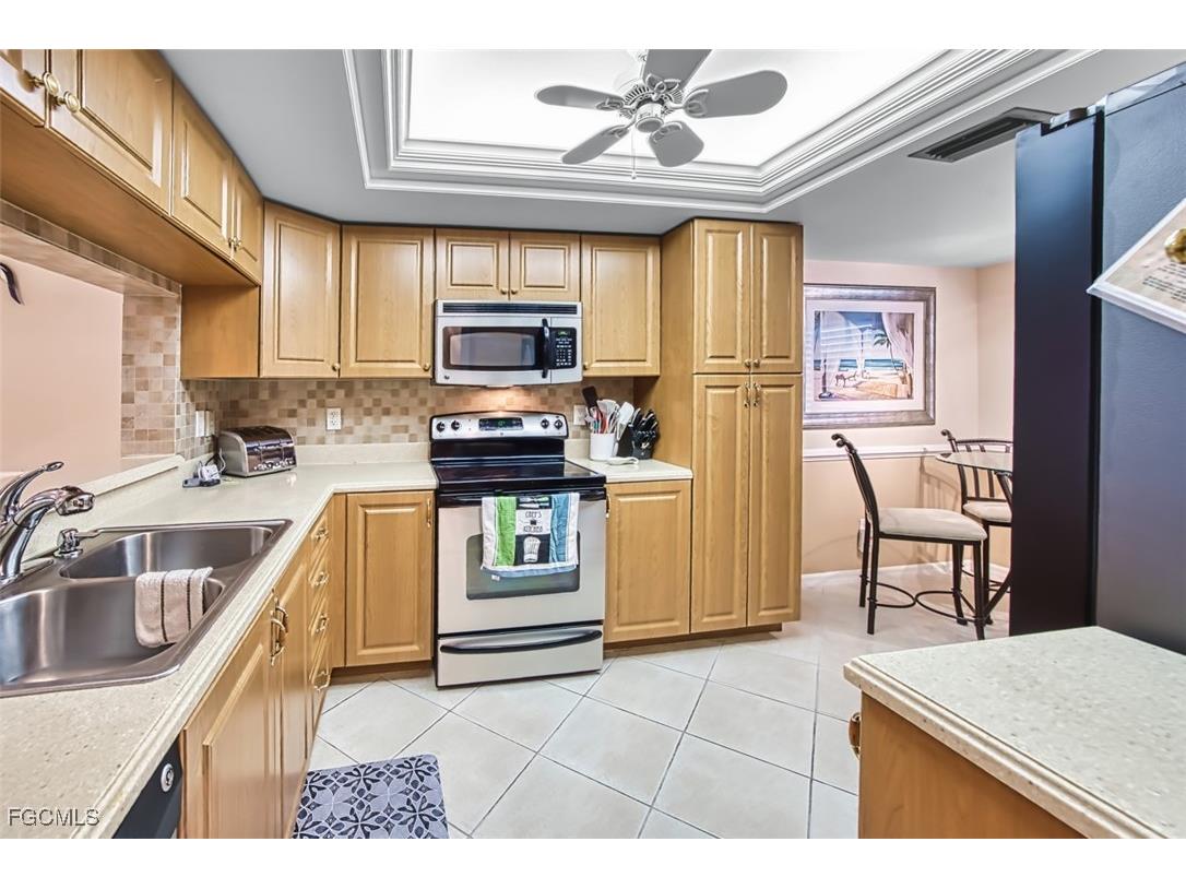12581 Kelly Sands Way #522 Fort Myers FL 33908 2026001766 image14