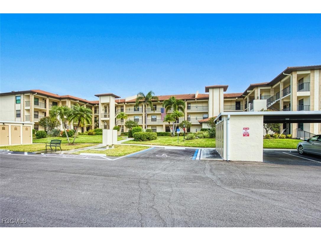 12581 Kelly Sands Way #522 Fort Myers FL 33908 2026001766 image5
