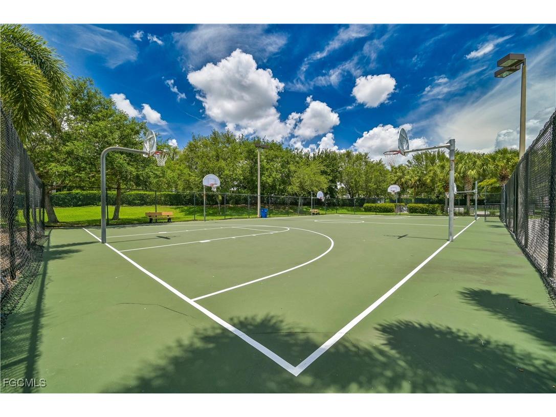 12585 Gemstone Court Fort Myers FL 33913 2025001375 image39