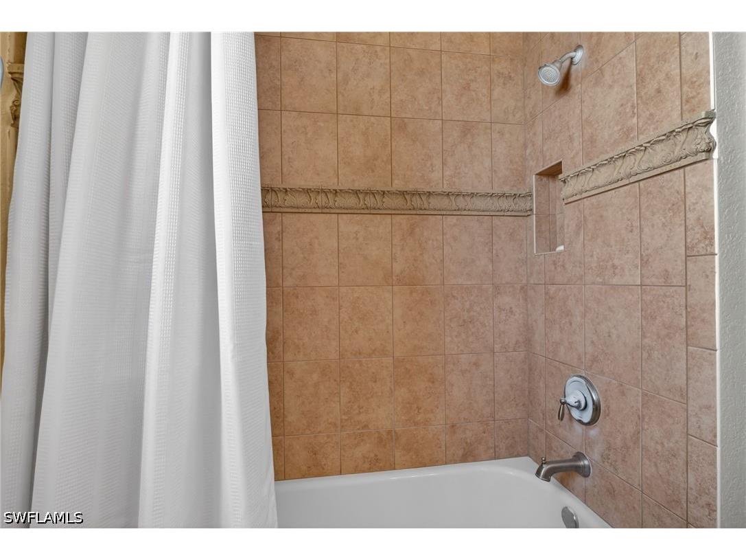 12585 Gemstone Court Fort Myers FL 33913 226016147 image32