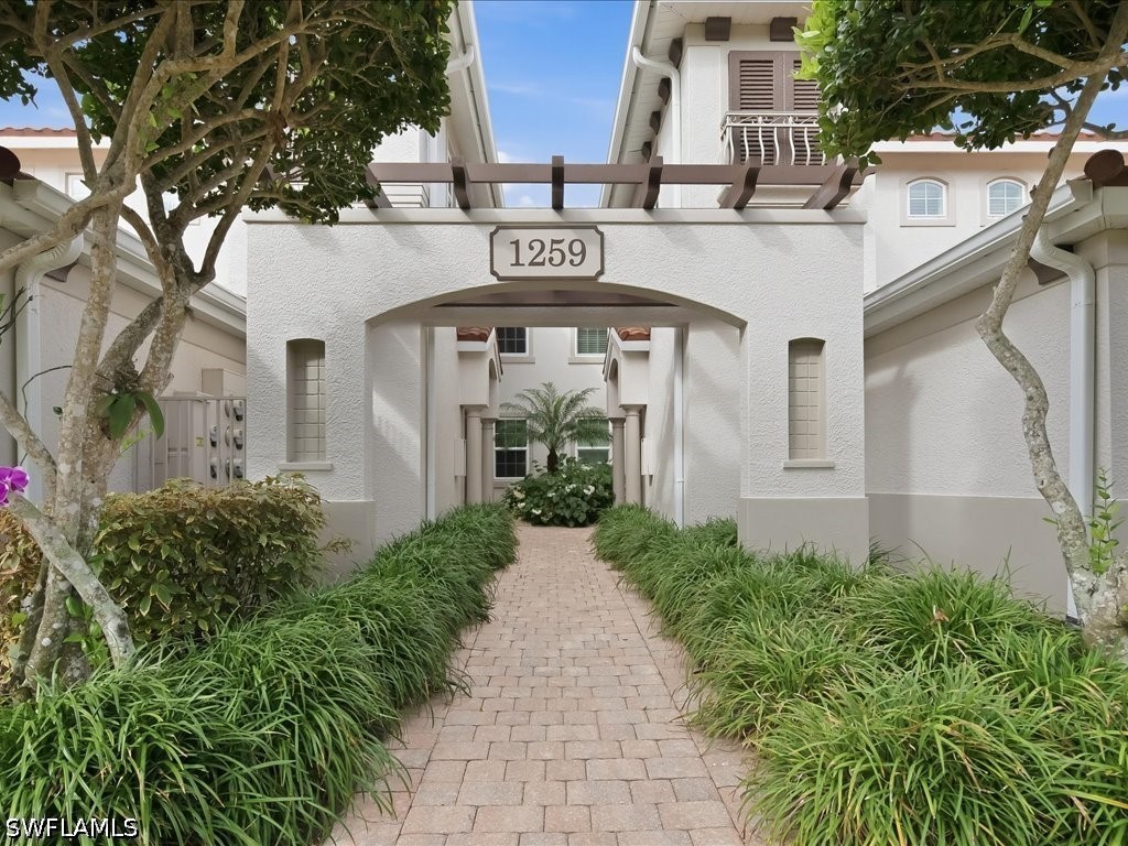 1259 Rialto Way #201 Naples FL 34114 226016573 image32