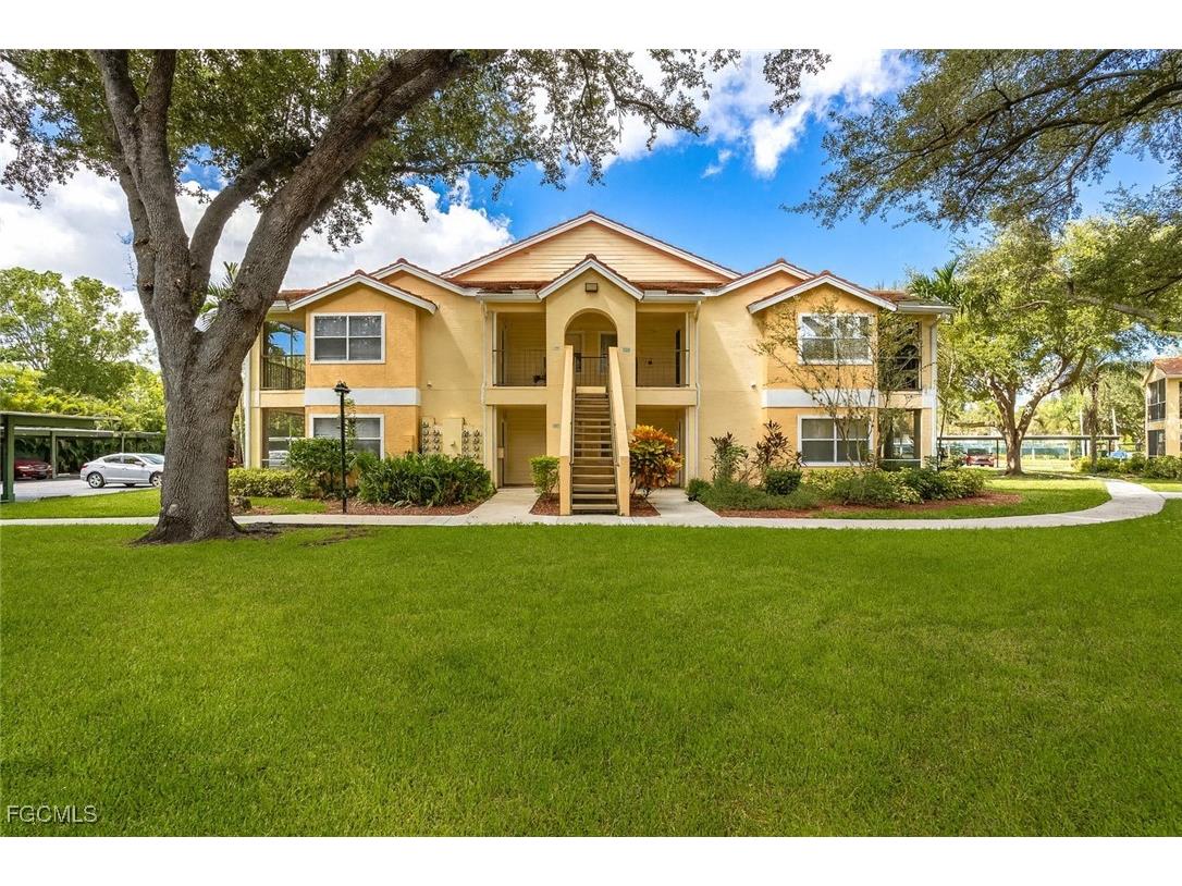 12591 Equestrian Circle #1207 Fort Myers FL 33907 2025011179 image1