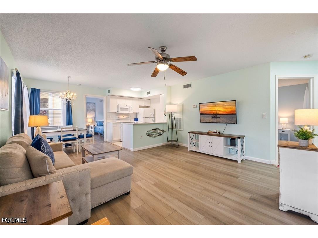 12591 Equestrian Circle #1207 Fort Myers FL 33907 2026021462 image3