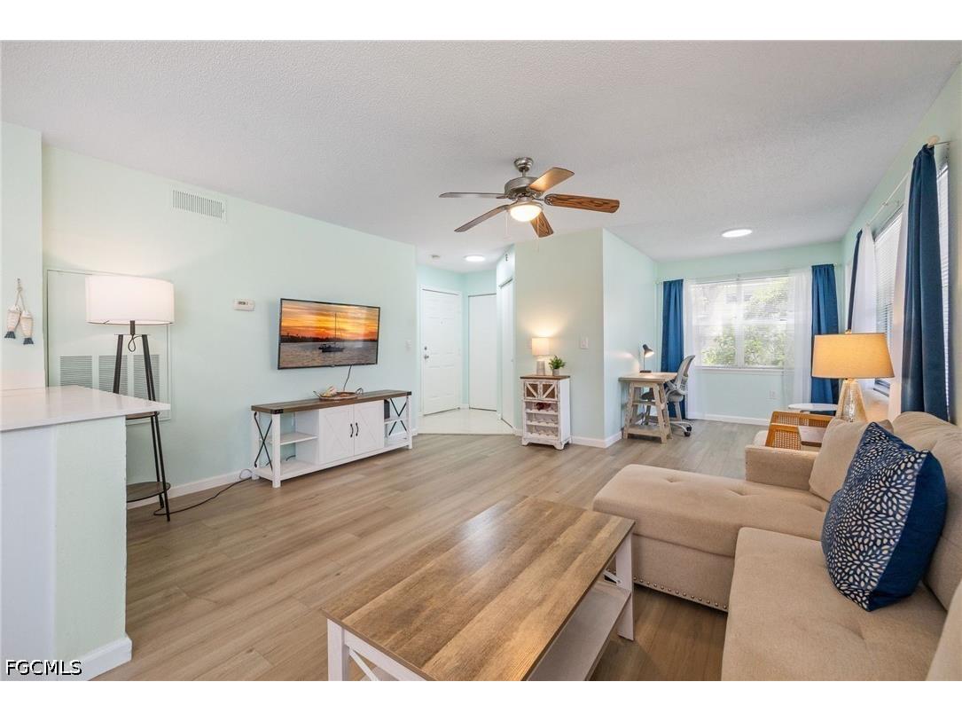 12591 Equestrian Circle #1207 Fort Myers FL 33907 2026021462 image5