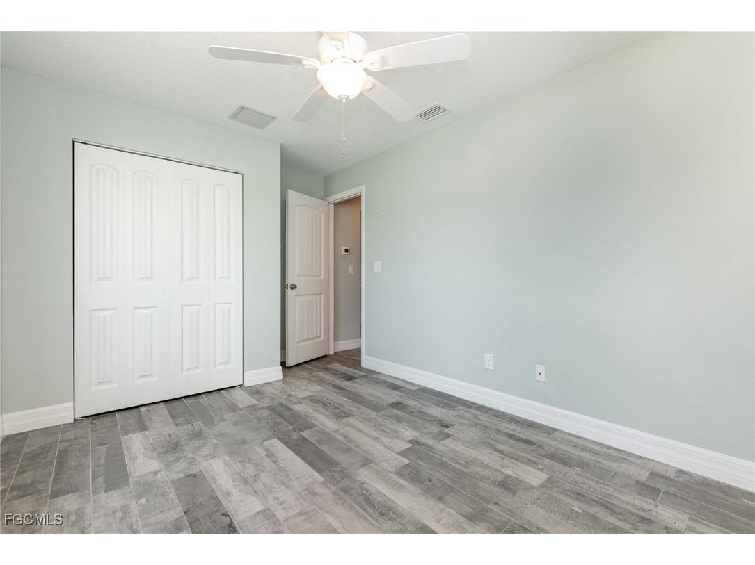 126 Glades Drive Rotonda West FL 33947 2025014172 image16