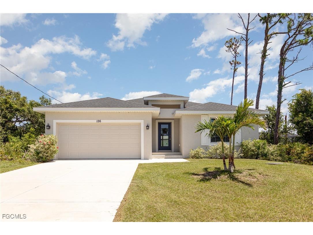 126 Glades Drive Rotonda West FL 33947 2025014172 image4